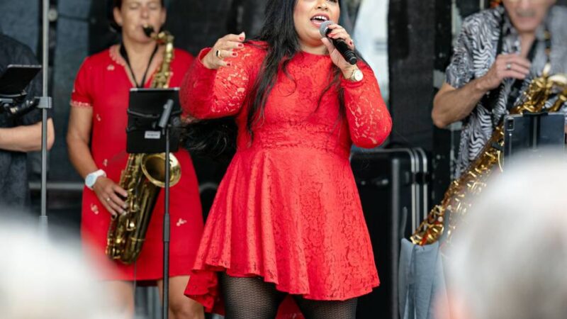 „Langenfeld live“: Am Mittwoch spielt „Soul la vie“ live auf dem Marktplatz