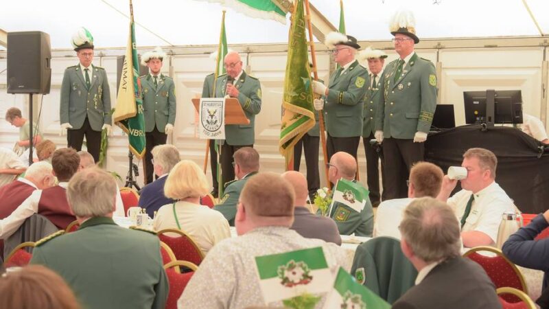 Schützen feiern Jubiläum: Seit 100 Jahren „Schmieröl im Dorfgetriebe“ von Kehrum