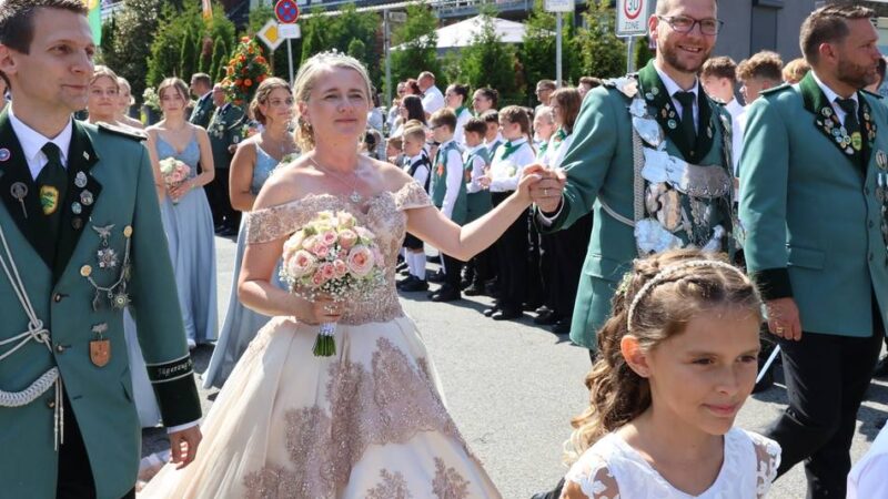 Zwischen Tradition und Neuanfang: Neuenhausen feiert Schützenfest 2025 mit frischem Wind