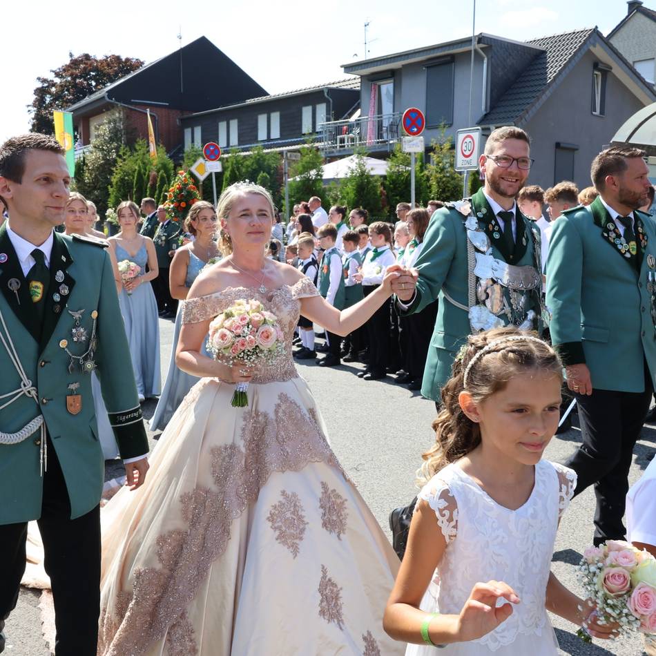 Zwischen Tradition und Neuanfang: Neuenhausen feiert Schützenfest 2025 mit frischem Wind