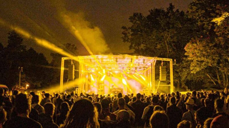 Musikfestival in Düsseldorf: Rock gegen Rechts in Düsseldorf – diese Bands treten auf