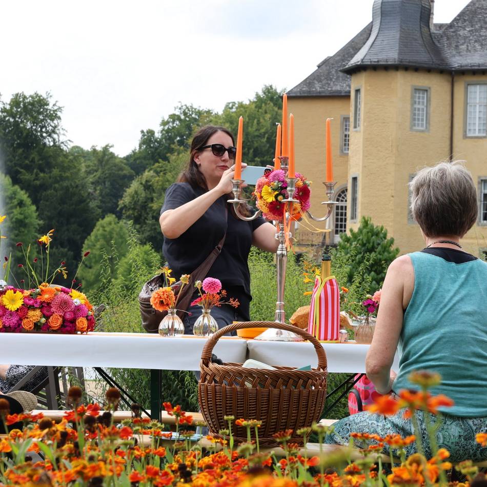 Schloss-Sommer in Jüchen: Livemusik und Gaumenfreuden auf Schloss Dyck