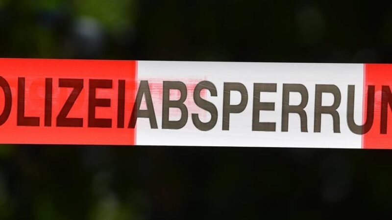 60-Jährige in Mettmann festgenommen: 81-Jährige stirbt nach mehreren Messerstichen in ihrer Wohnung