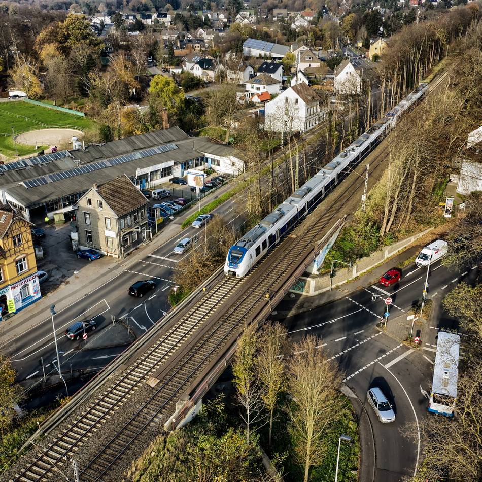 Schienennahverkehr Langenfeld: Haltepunkt Landwehr der S1 in fünf Jahren?