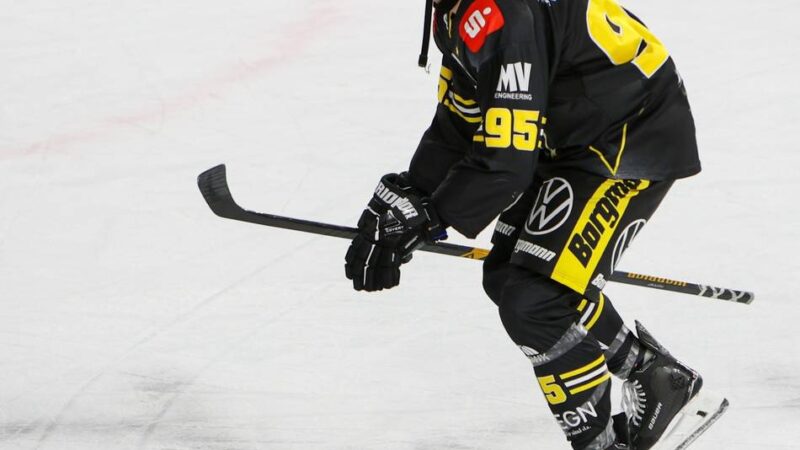 Drei Tore bei Pinguine-Premiere: Santos subito – Warum Neuzugang Matthew Santos sofort eingeschlagen ist