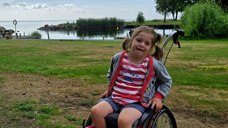 Behindertengerechtes Auto wird möglich: Spendenziel für siebenjährige Ella in Grevenbroich erreicht