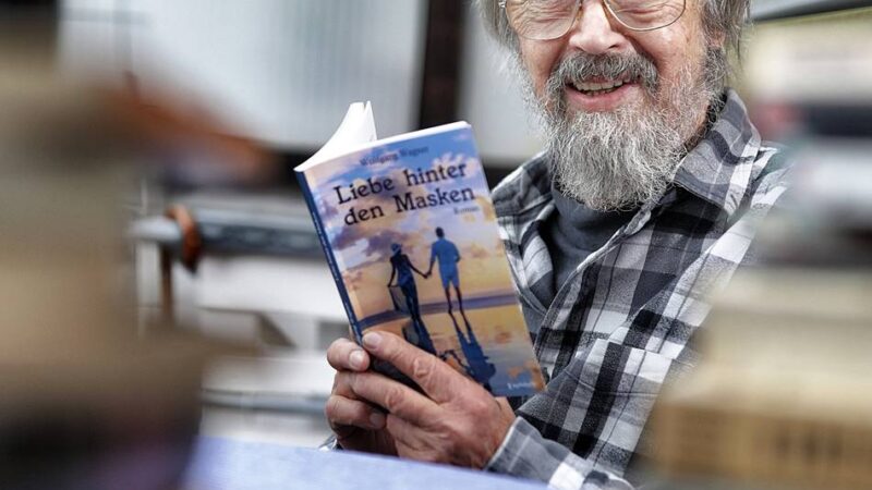 Hobbyschriftsteller aus Hilden: Wolfgang Wagner veröffentlicht neuen Roman „Absurde Wege“