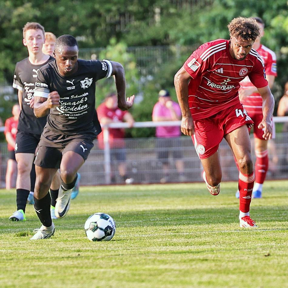Zwischen Nadelstichen und Torflut: Fortuna Düsseldorf dominiert, VfB 03 Hilden sammelt Szenenapplaus