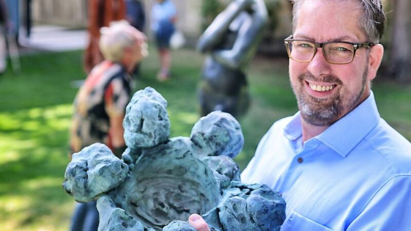 Neuer Kunst-Ort in Hilden: Brelohs „Lebensgrößen“ in der „Apotheke“