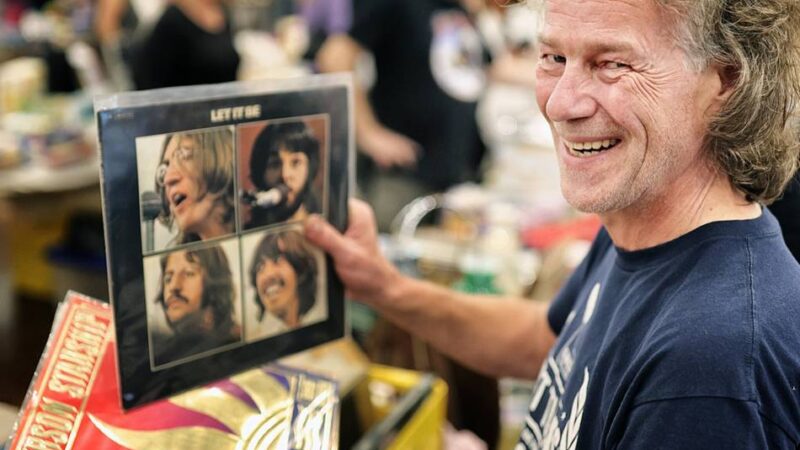 Nachtflohmarkt der SPD: Voller Erfolg für die Premiere in der Stadthalle