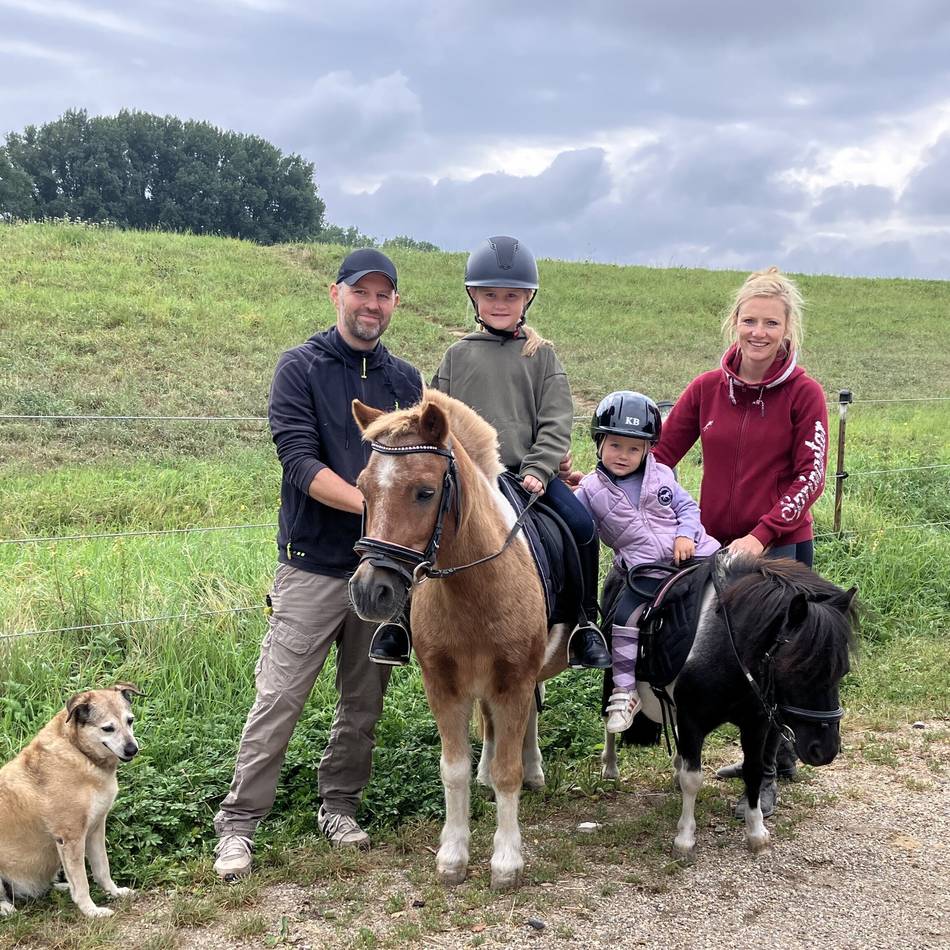 Pferde in Meerbusch: Ein Hauch von Bullerbü in Nierst