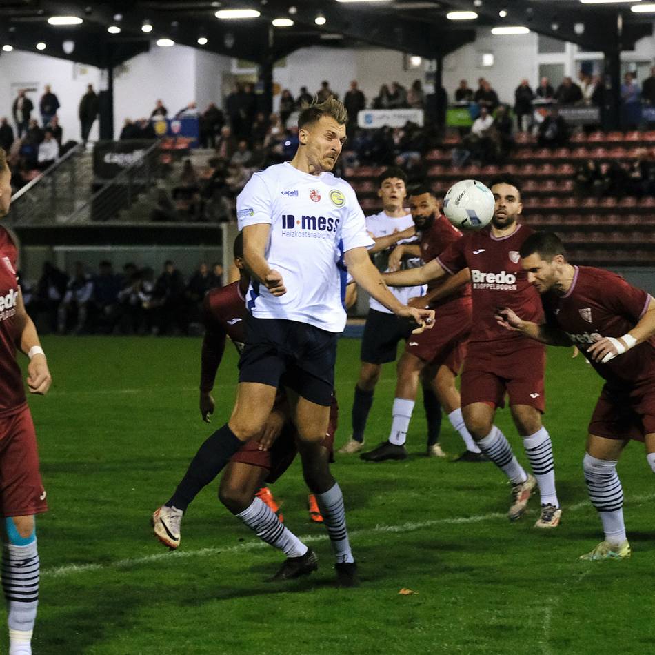 Kapitän in der Fußball-Oberliga: Silberbach ist die logische Wahl bei Ratingen 04/19