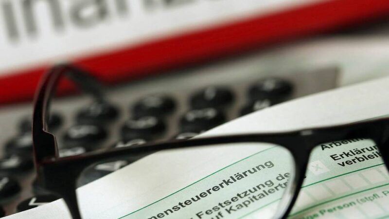 Finanzamt Wipperfürth: Nachwuchs international fit machen