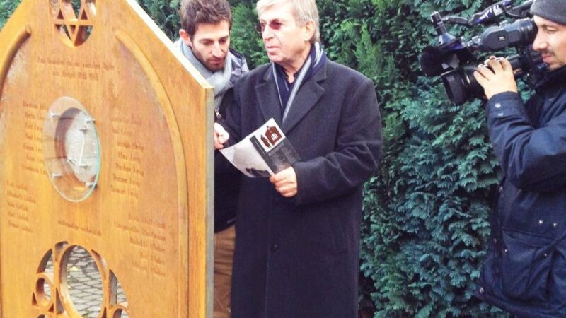 Offener Brief zum Waffenstopp: Halbbruder von Breyeller Shoah-Kind schreibt an Bundeskanzler Merz