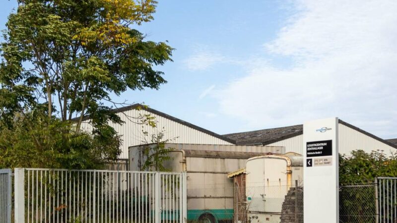 Krefelder Mitarbeiter sprechen von „Kahlschlag“ bei Stockhausen: Stockhausen will seinen Logistikstandort Linn abgeben