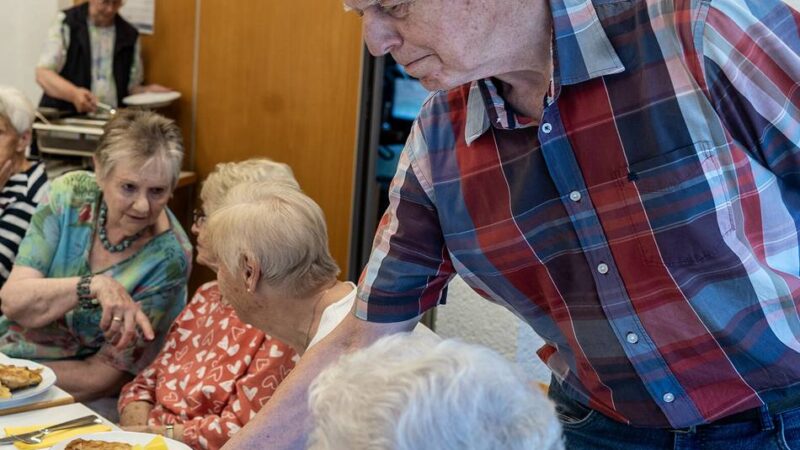 Senioren-Mittagstisch in Kaarst bringt Menschen zusammen: Gemeinsam statt einsam