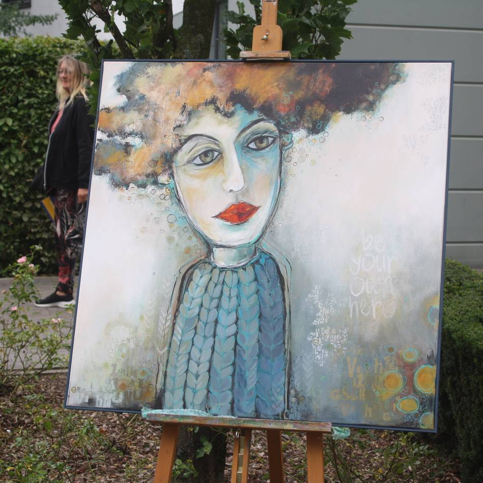 Openart Festival sorgt für Besucherandrang: Viersens Lyzeumsgarten wird zur gefragten Kunstmeile