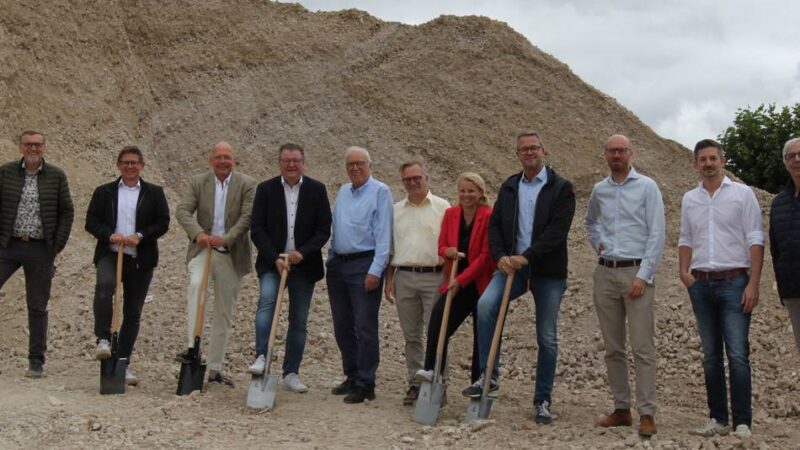 Erster Spatenstich in Weeze: Neubau der Petrus-Canisius-Grundschule soll jetzt starten