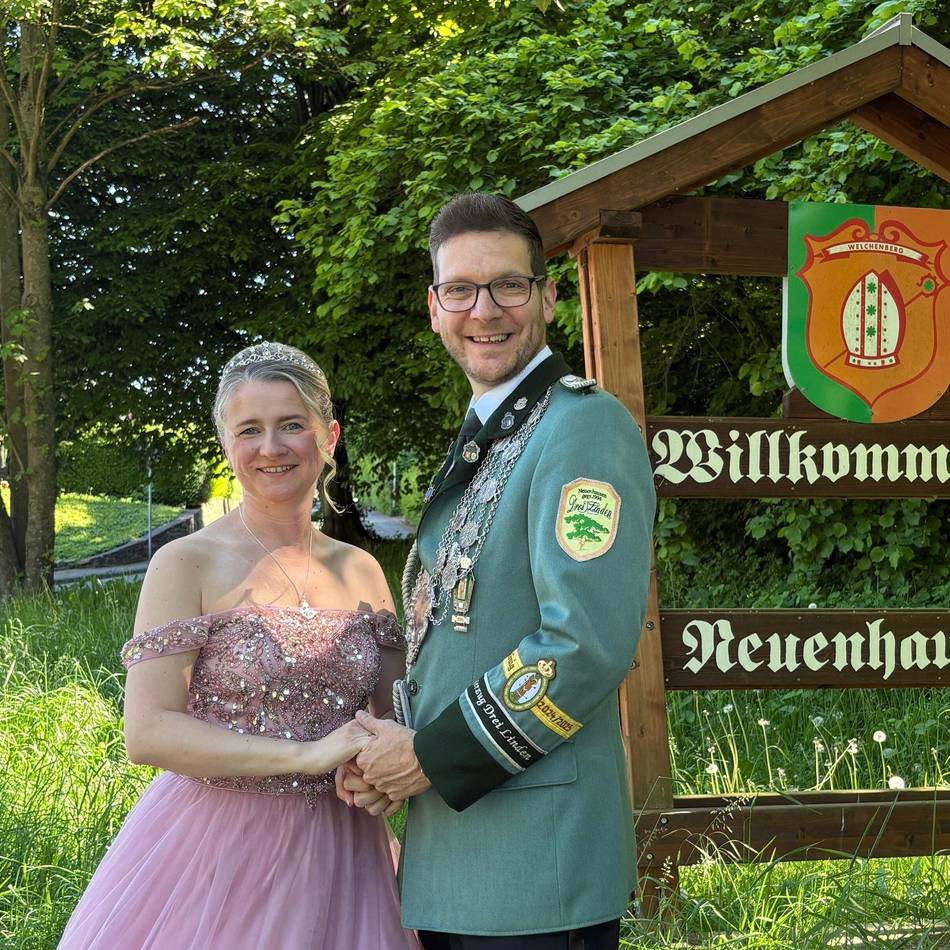 Brauchtum in Grevenbroich: Neuenhausen feiert mit Alexander und Katharina Graf