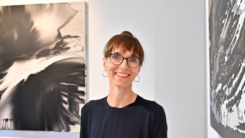 Ausstellung der Krefelder Künstlerin Tatjana Valsang: „Wenn ich traurig bin, kann ich gar nicht malen“