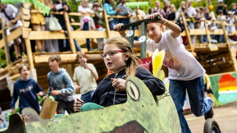 Ferienfreizeit in Düsseldorf: Der Volksgarten wurde zur Rennstrecke