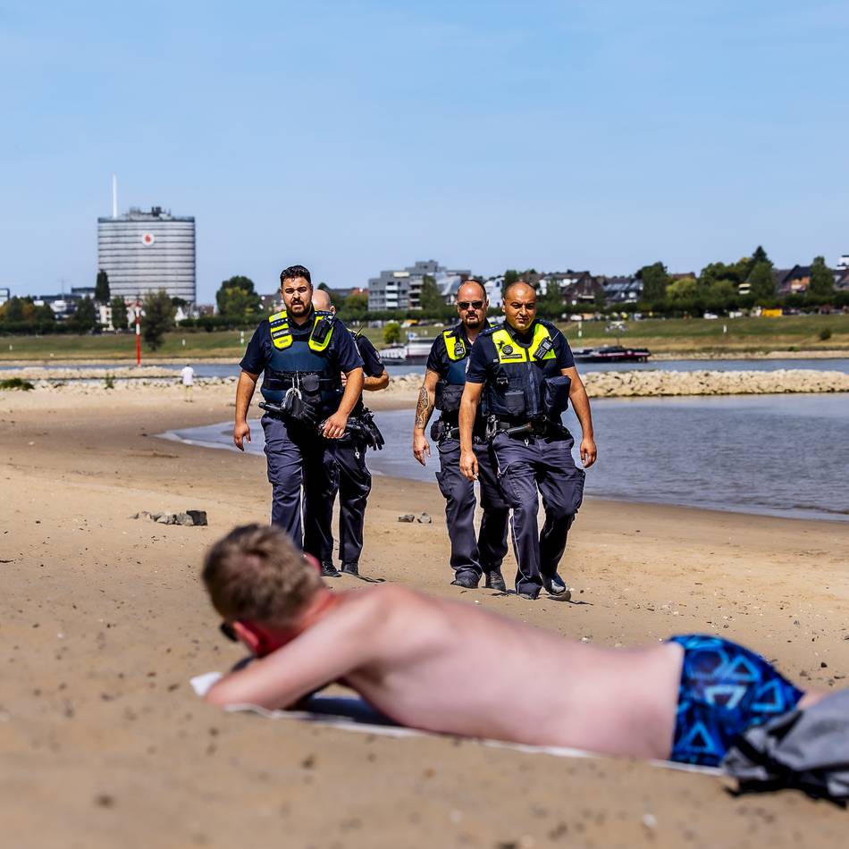 Rhein in Düsseldorf: Ordnungsamt scheut keine hohen Bußgelder zum Start des Badeverbots