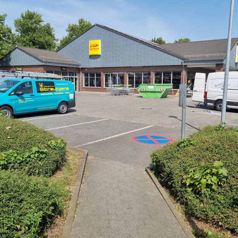 Wiedereröffnung in Jüchen: „Dann geh doch zu Netto“ – jetzt wieder an der Meisinger Straße