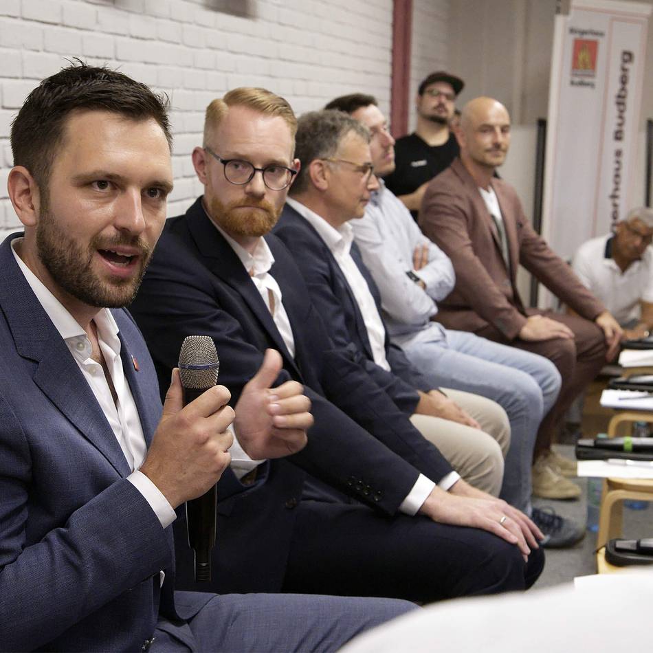 Kommunalwahl in Rheinberg: Diskussion mit den Kandidaten beim SV Millingen