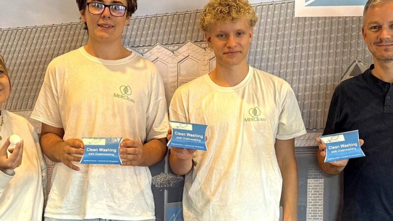 Wirtschaftsförderung trifft Klimaschutz: Viersener Schüler-Start-Up bringt frischen Duft in Niederkrüchtener Bäder