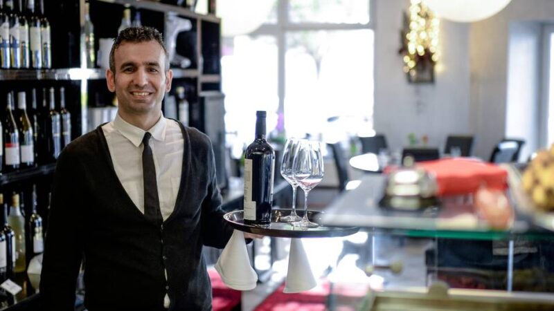 Restaurants in Düsseldorf: Lezzet an der Roßstraße schließt – das kommt jetzt