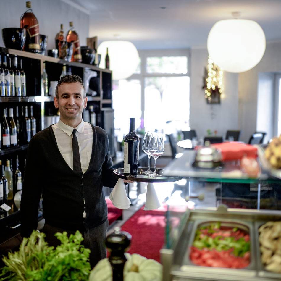 Restaurants in Düsseldorf: Lezzet an der Roßstraße schließt – das kommt jetzt