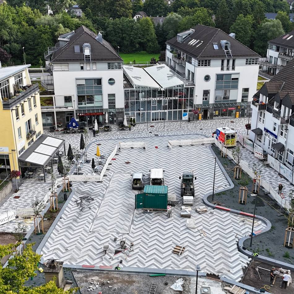 Umbauarbeiten in Hückeswagen: Der „neue“ Bahnhofsplatz vor der Eröffnung