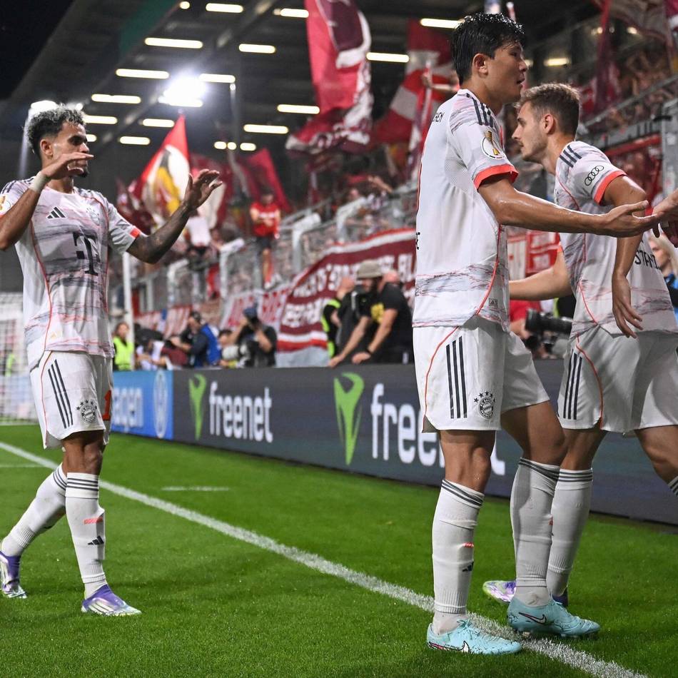3:2 beim Drittligisten: Bayern nimmt die Hürde Wehen Wiesbaden mit sehr viel Mühe