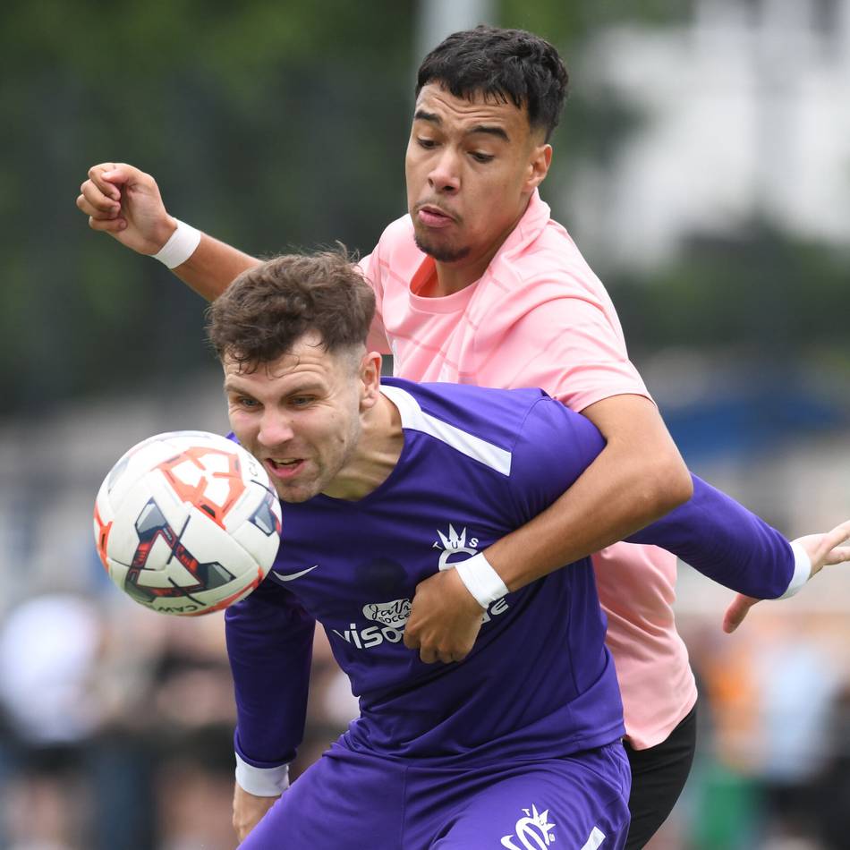 Sportfreunde gegen TuS zum Auftakt der Kreisliga A: Torfestival zum Saisonstart: Gerresheimer Derby endet 4:4