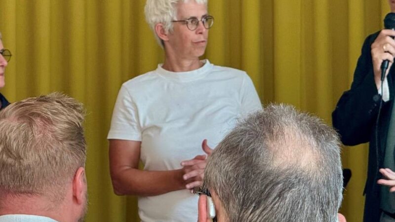 Kommunalwahl 2025: Grüne Spitzenpolitikerin fordert bei Wahlkampfbesuch in Krefeld Schuldenhilfe für Kommunen