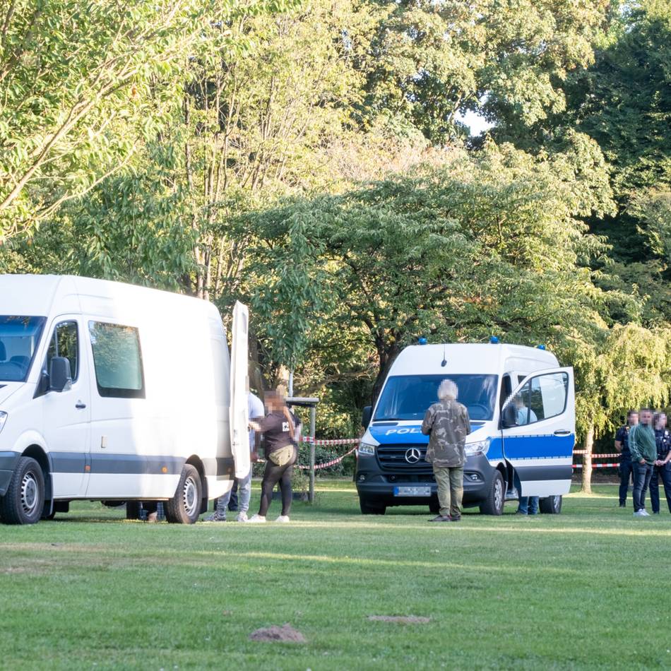 Großeinsatz in Mönchengladbach: Schuss im Bunten Garten – Verletzter trug Waffe in Notaufnahme