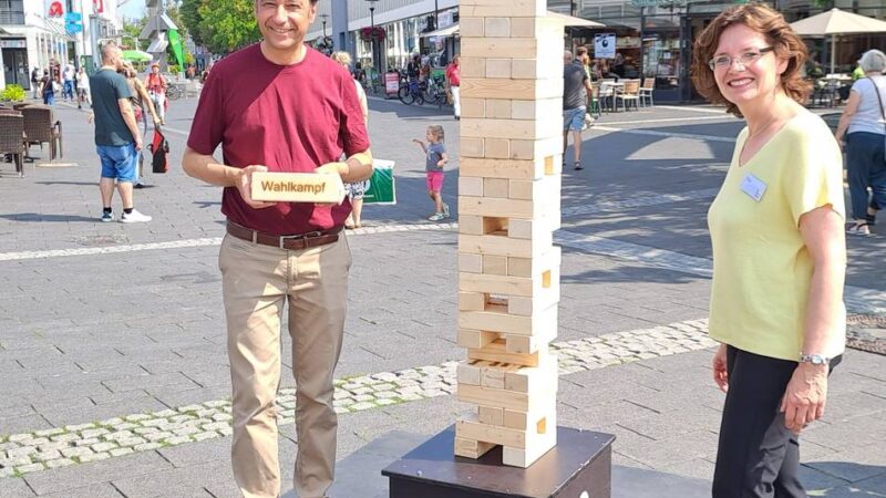 Langenfeld: Spielerisch dem abstrakten Begriff Demokratie nähern