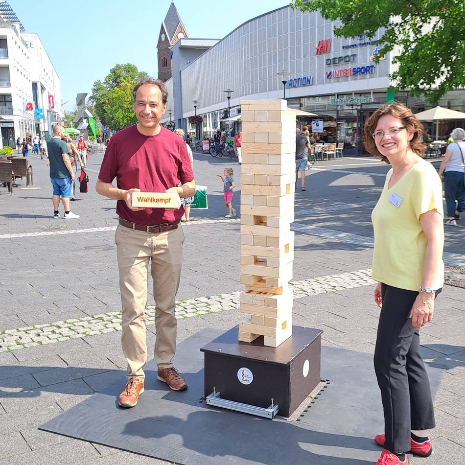 Langenfeld: Spielerisch dem abstrakten Begriff Demokratie nähern