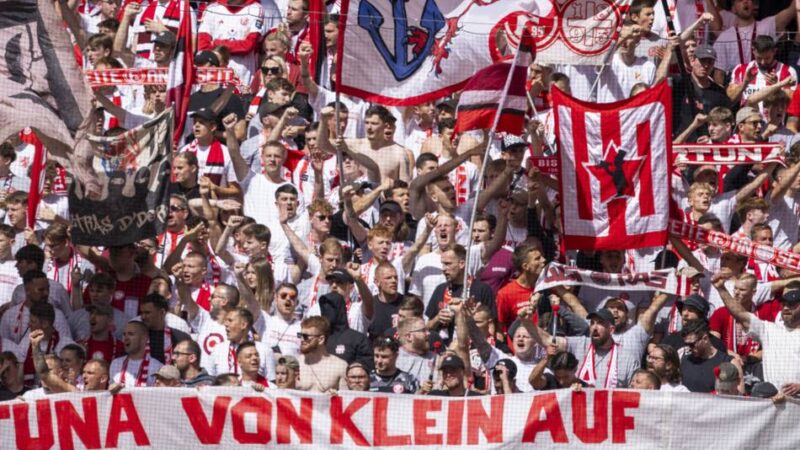 Starke Botschaft der Fans: Abschied vom Profi – was die Fortuna-Anhänger Siebert hoch anrechnen