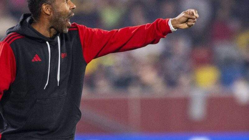 „Dass alle nicht glücklich waren, verstehe ich“: Fortuna-Trainer Thioune äußert sich zur Kritik nach dem 0:0 gegen Karlsruhe
