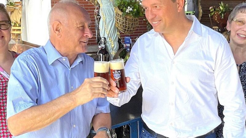 Auszeichnung in Düsseldorf : Oliver Wilmering erhält die Karl-Klinzing-Plakette