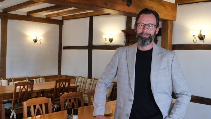 Restaurant Krummenweg unter neuer Leitung: Entencurrywurst ist Spezialität des Hauses