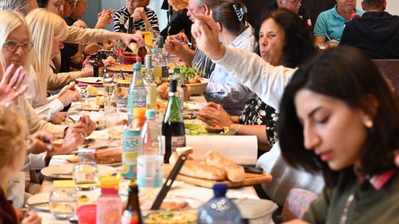 Wupperorte in Radevormwald: Kurzweilige Stunden am „Langen Tisch“