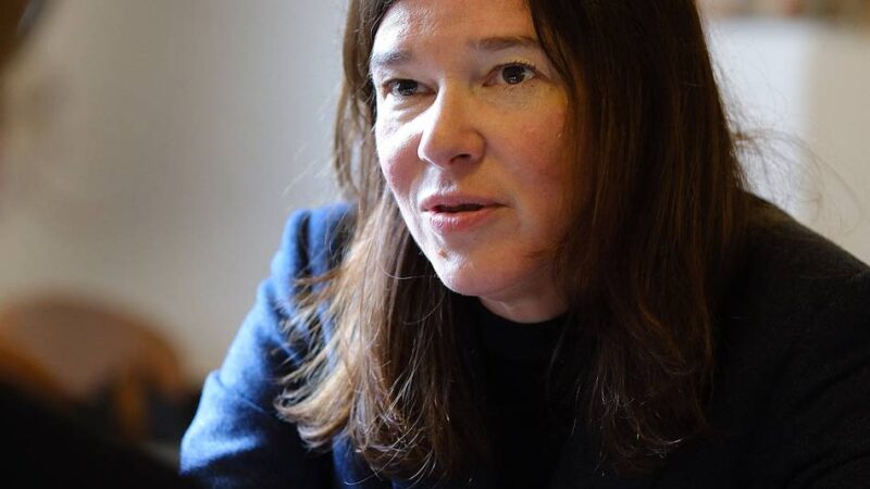 Ophelia Nick (Grüne) zu Gast in Hilden: Bundestagsabgeordnete besucht das Tierheim