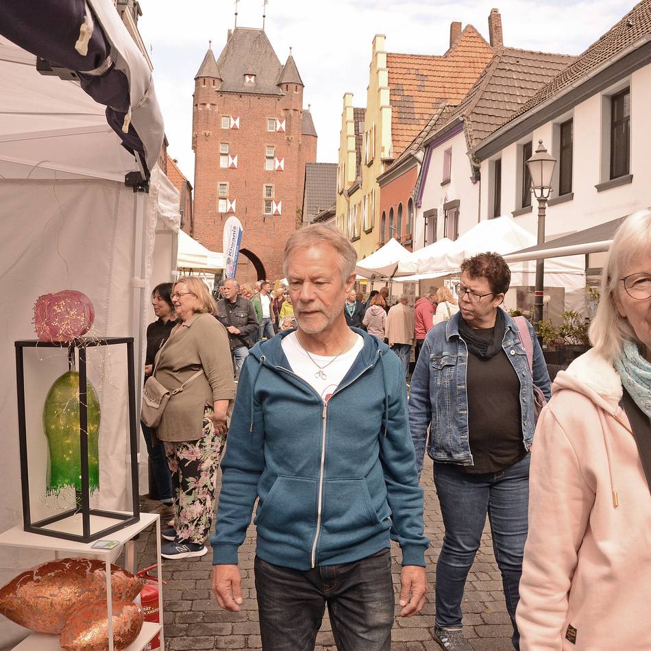 Ein Hauch von Frankreich in Xanten: Kunstfest KleinMontMartre zieht wieder viele Menschen an