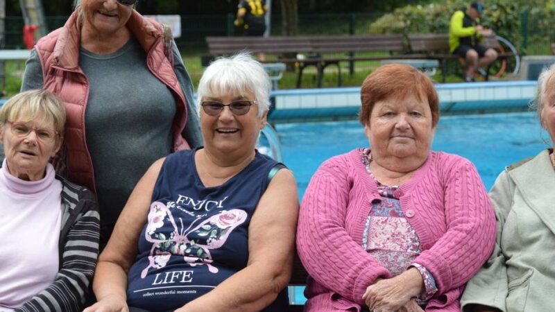 Zum 90-jährigen Bestehen der Wermelskirchener Freizeitanlage: Alle Generationen feiern im Freibad gemeinsam