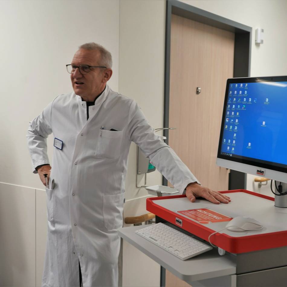 Selbsthilfegruppe in Radevormwald: Sana-Neurologe spricht über Parkinson-Behandlung