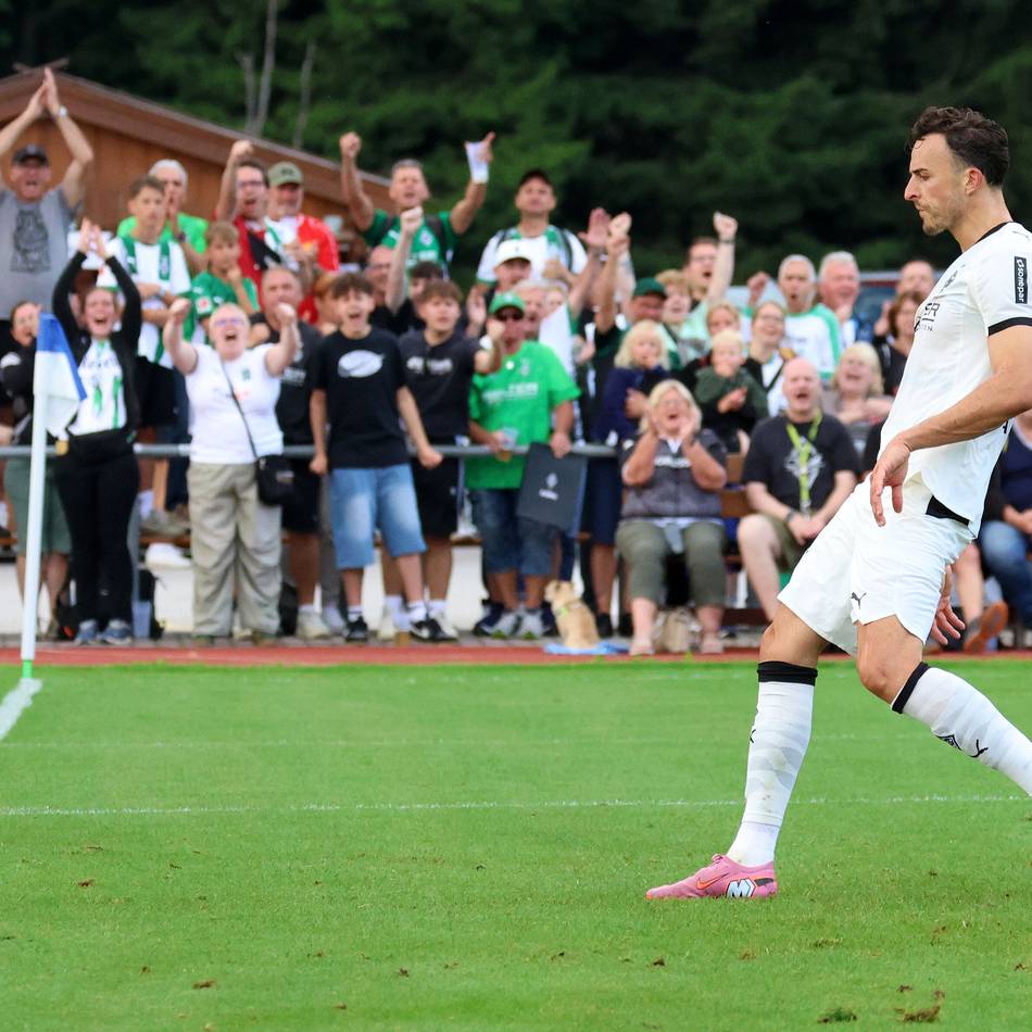 „Das gibt mir ein Kribbeln“: Gladbachs Tabakovic über fehlende Zentimeter, seine Fußball-Art, Derbys und typische Tore
