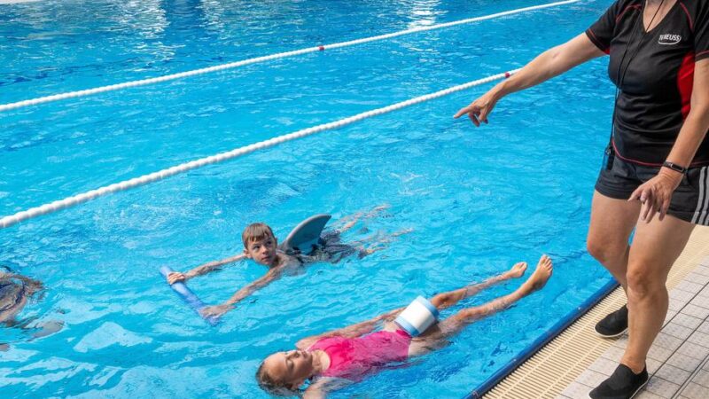 TG Neuss und Neusser Schwimmverein: Zwei Schwestern, eine Mission – Schwimmen lehren