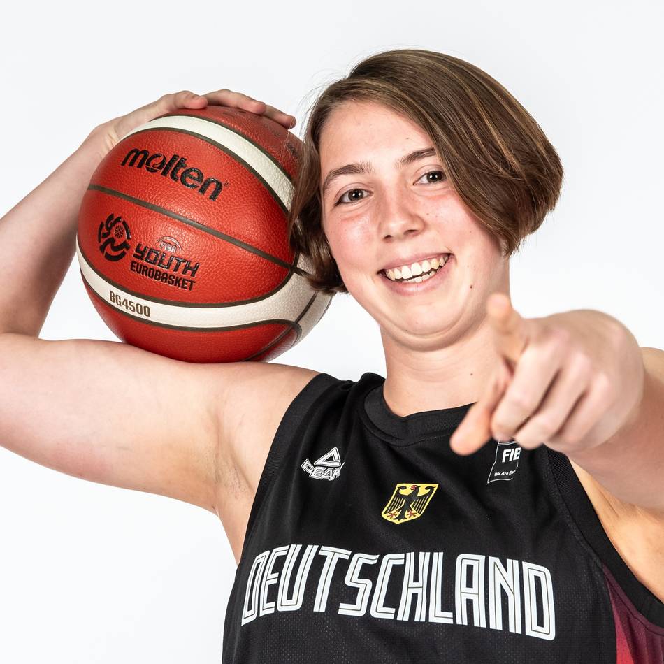 Basketballerin aus Xanten: Maja Manten kommt gestärkt von der EM zurück